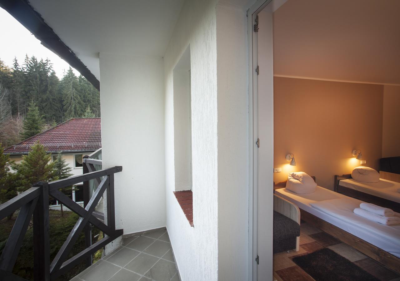 Hotel Las Piechowice Bagian luar foto