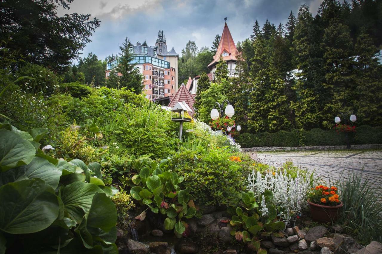 Hotel Las Piechowice Bagian luar foto