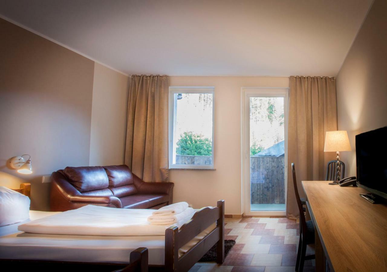 Hotel Las Piechowice Bagian luar foto