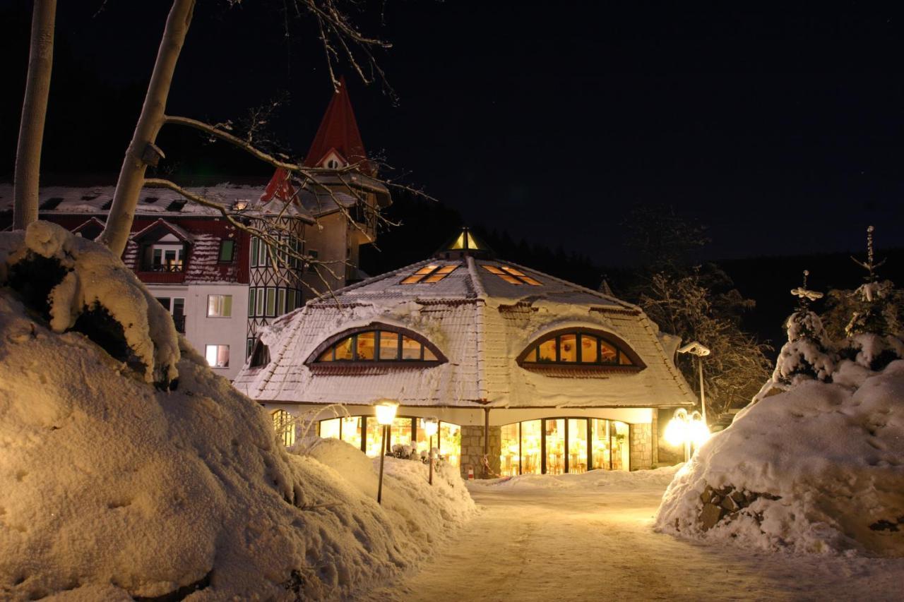 Hotel Las Piechowice Bagian luar foto